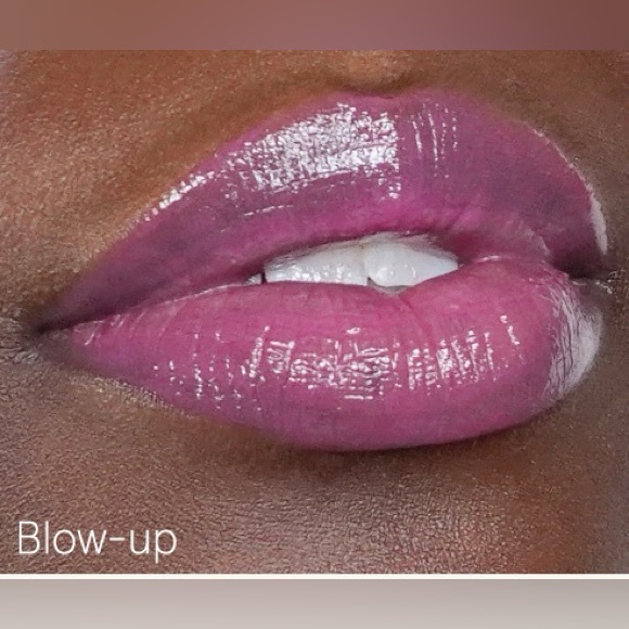 GLOSSIER ISO ITEMS!!!!! - Picture 4 of 6